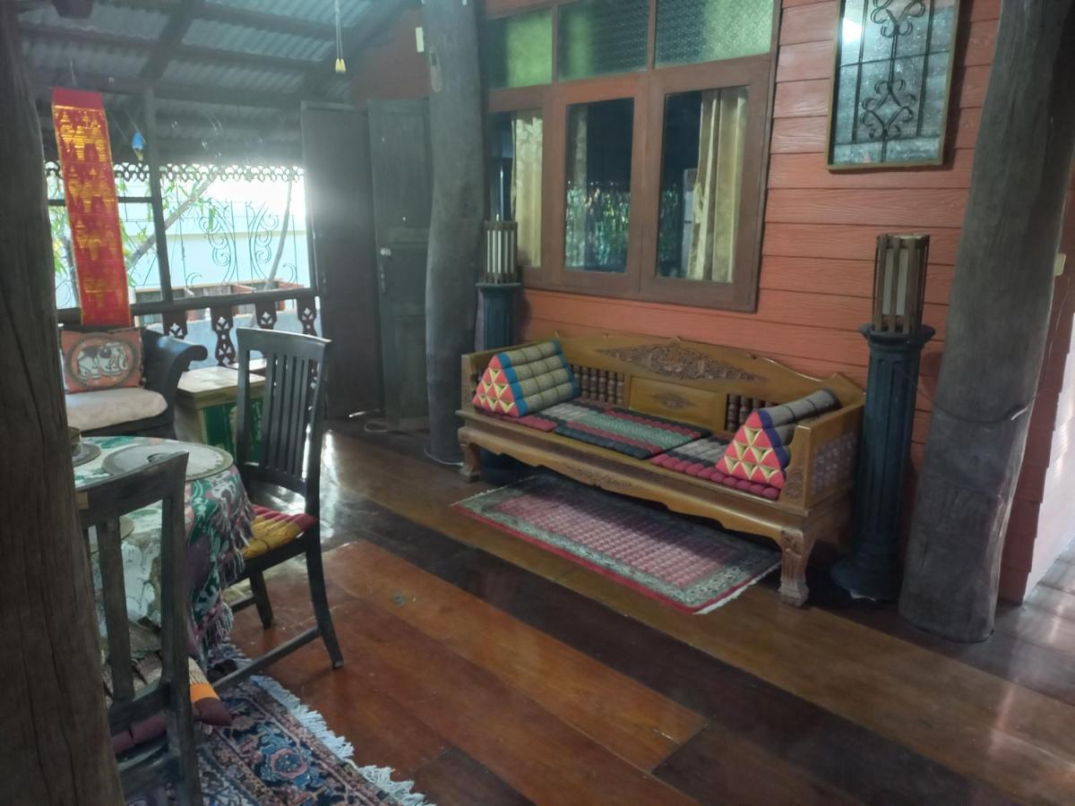 Teak house Chiang Mai Hotel Luaran gambar