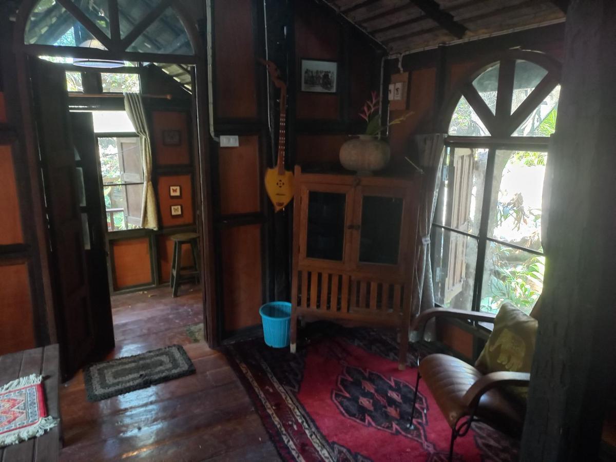 Teak house Chiang Mai Hotel Luaran gambar