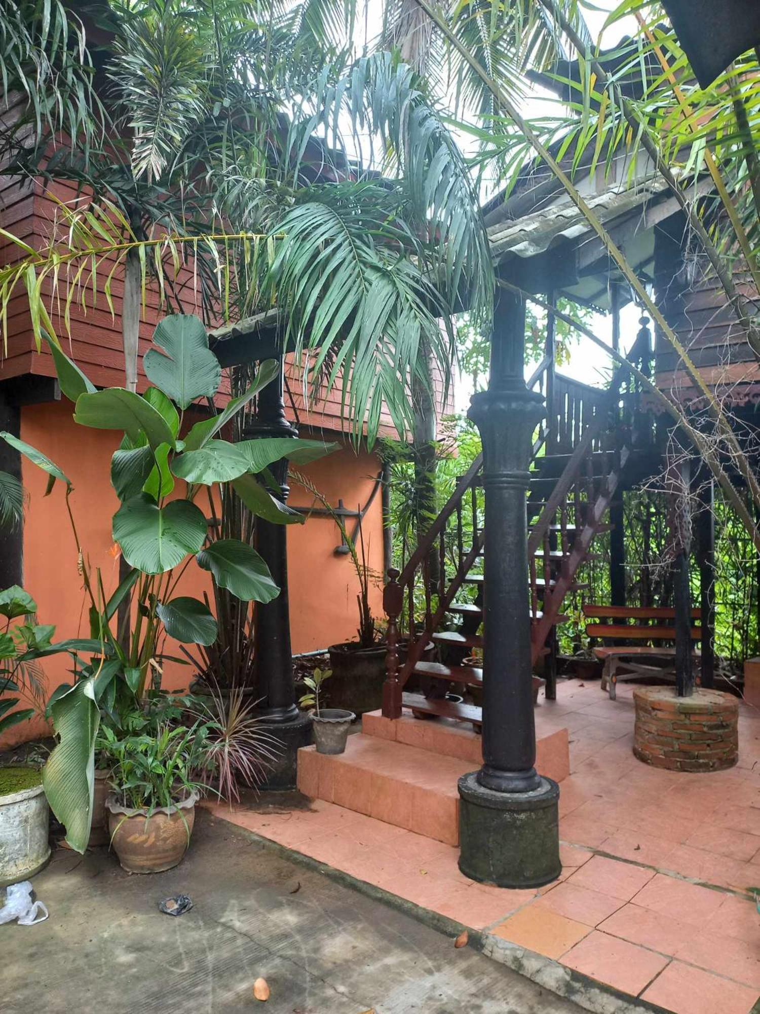 Teak house Chiang Mai Hotel Luaran gambar