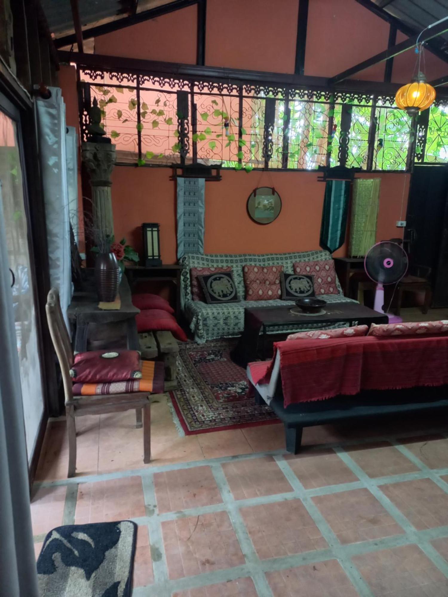 Teak house Chiang Mai Hotel Luaran gambar