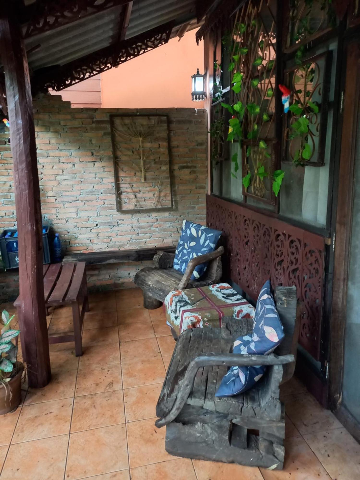 Teak house Chiang Mai Hotel Luaran gambar