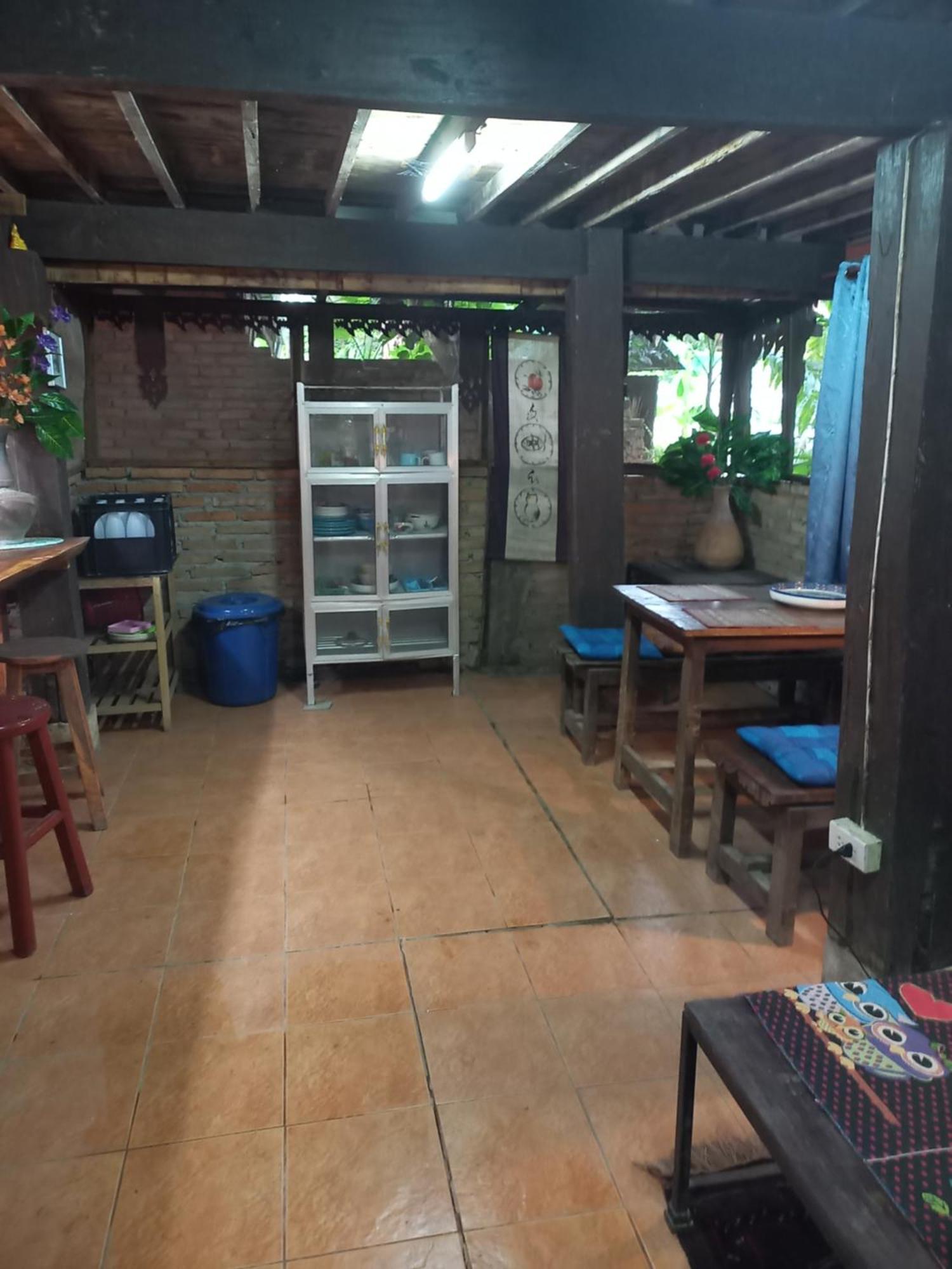 Teak house Chiang Mai Hotel Luaran gambar