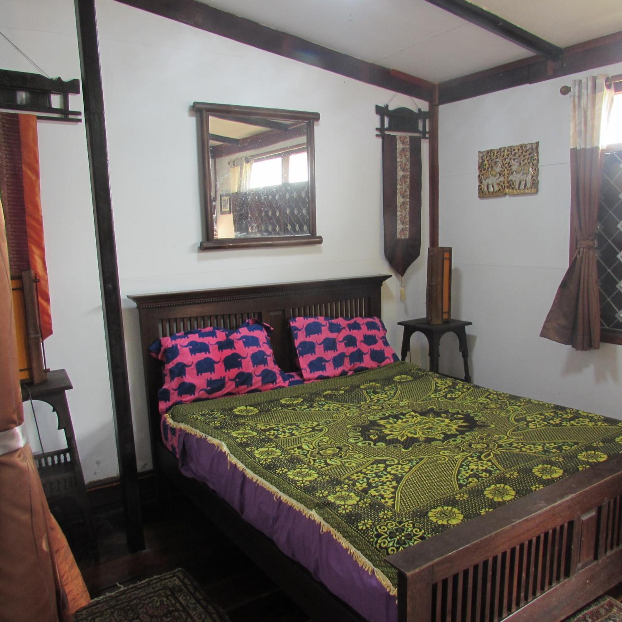 Teak house Chiang Mai Hotel Luaran gambar